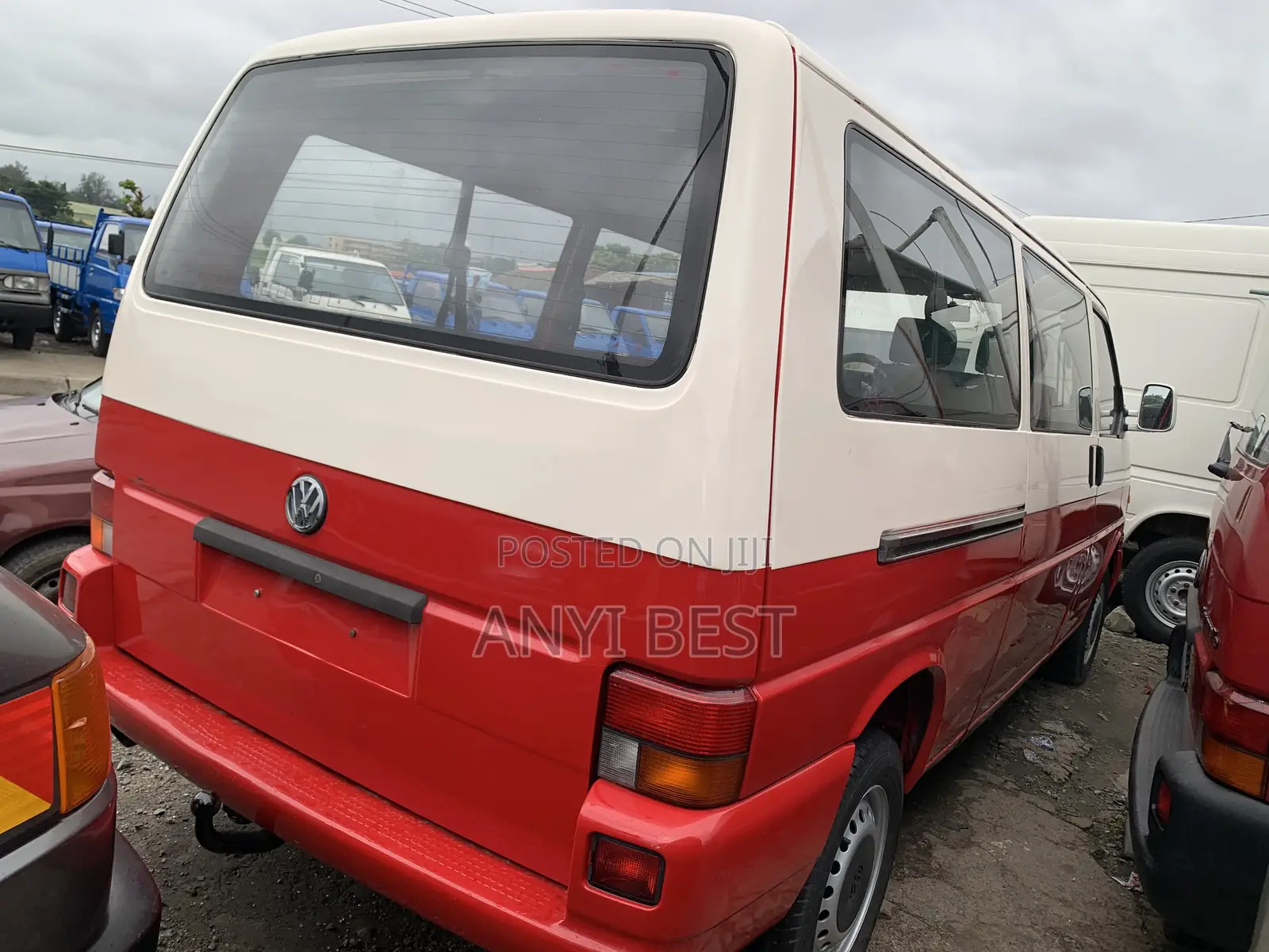 Volkswagen Transporter 2004 Red