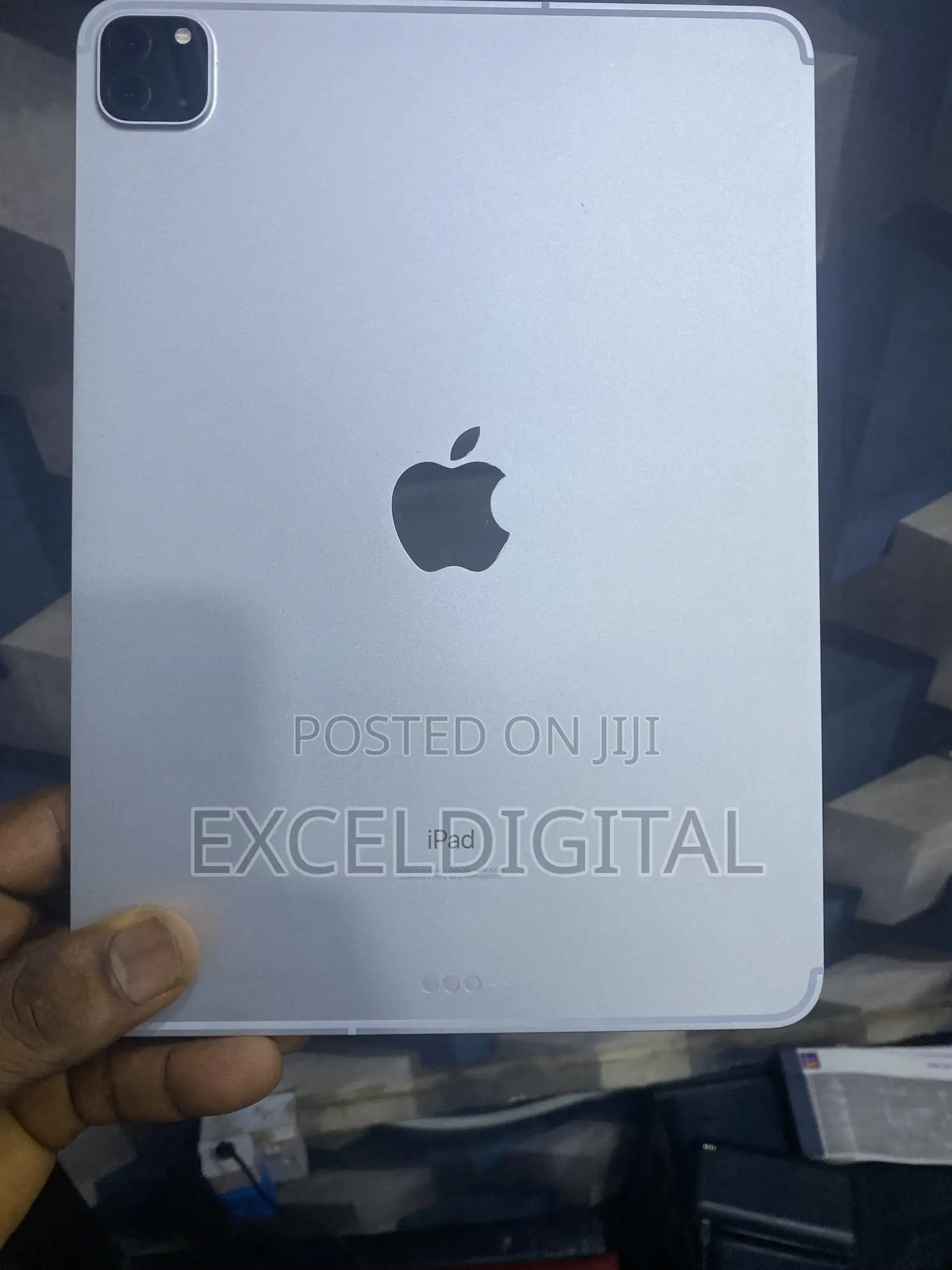 Apple iPad Pro 12.9 (2020) 1 TB Gray