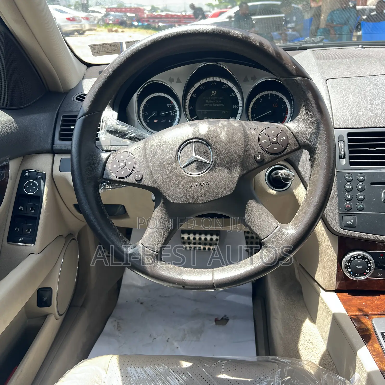 Mercedes-Benz C300 2010 Gray