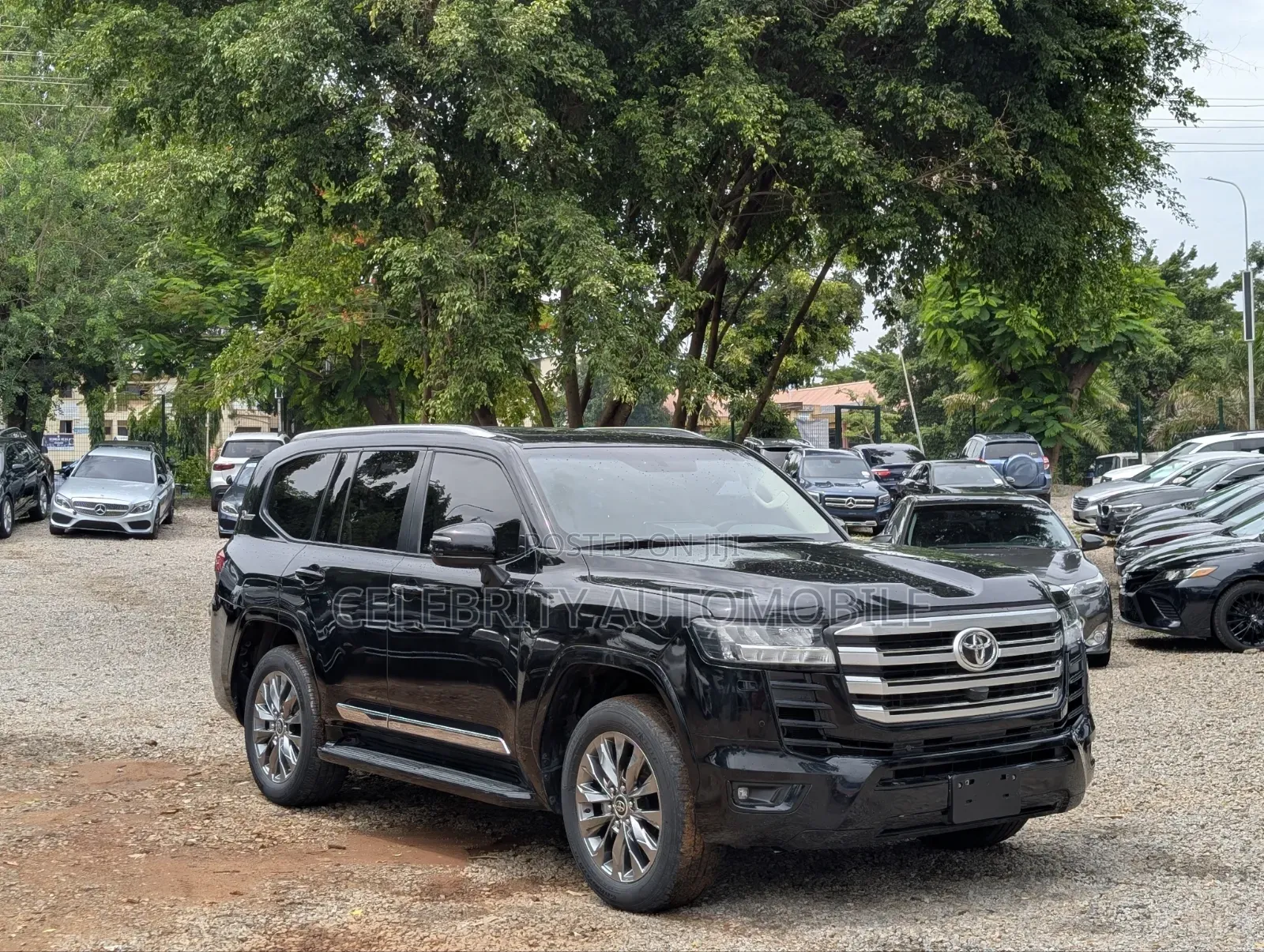 Toyota Land Cruiser 2022 Black