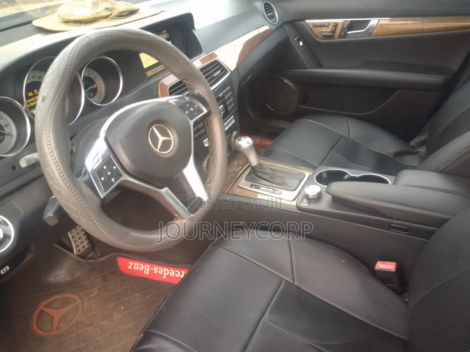 Mercedes-Benz C300 2011 Silver