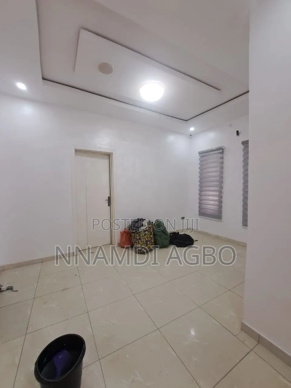 4bdrm Duplex in Chevron for rent