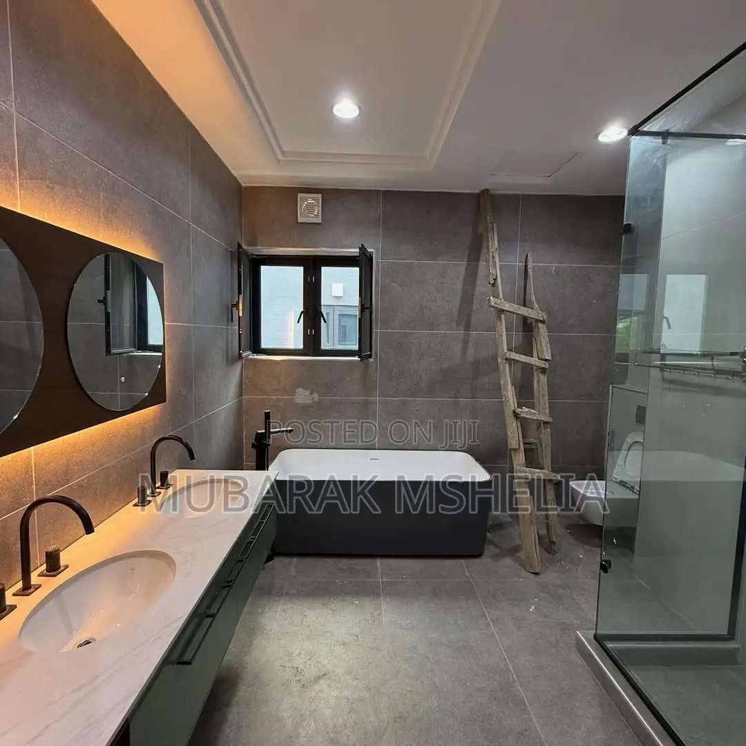 6bdrm Duplex in Katampe Extension for sale