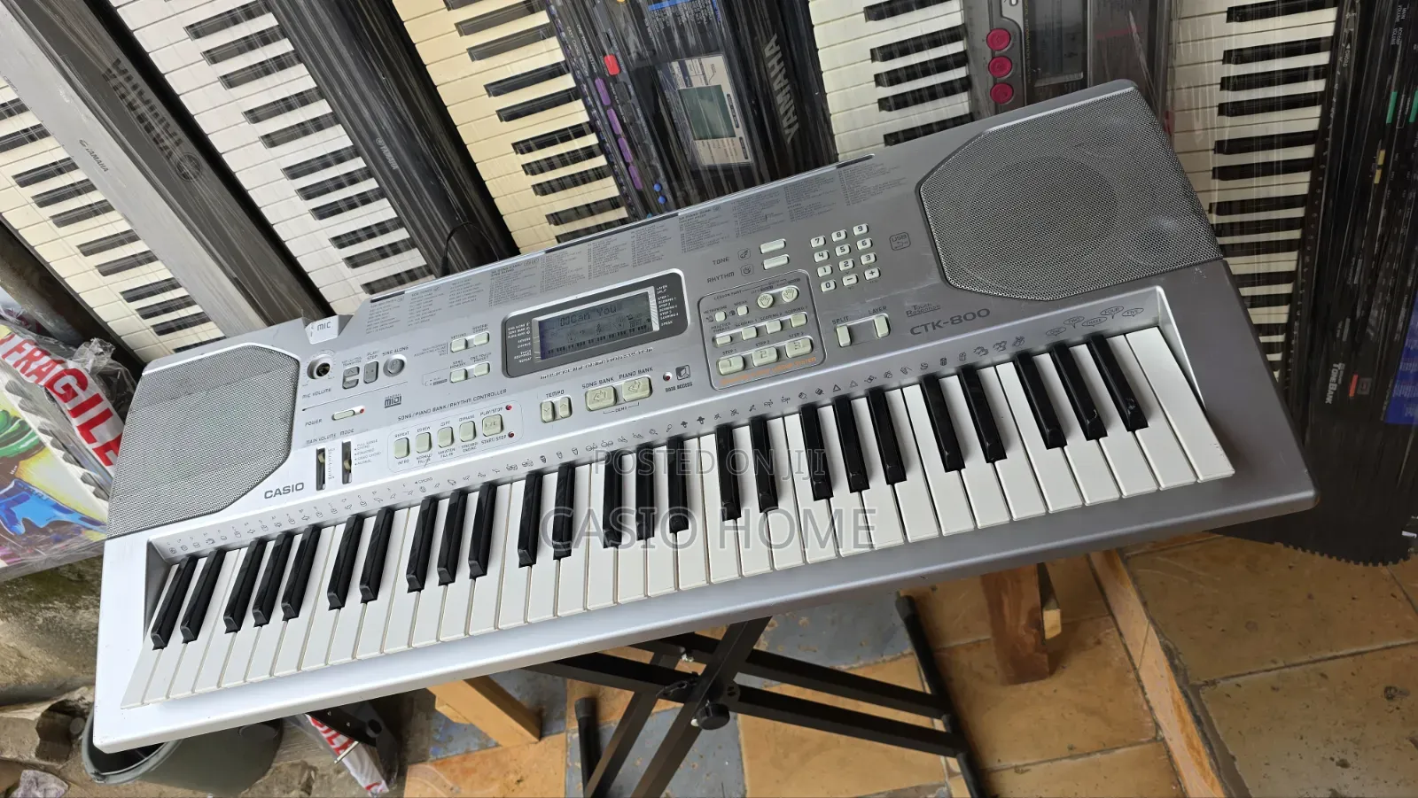 Neat Working Premium Casio Keyboard Piano With Adpater