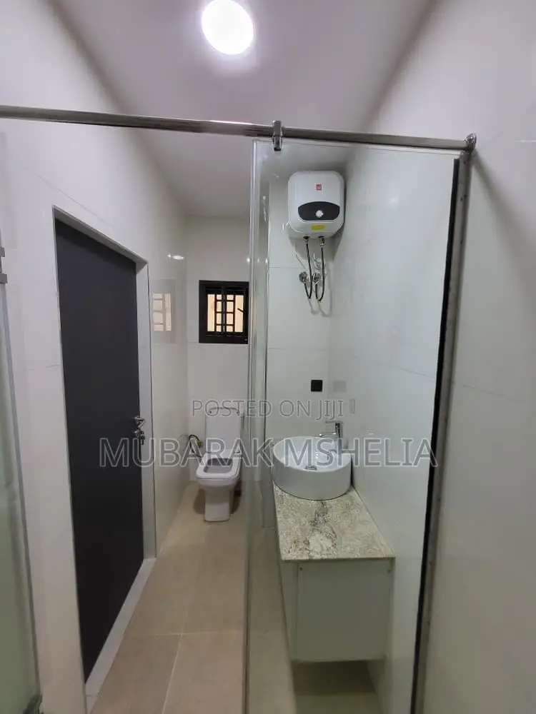 4bdrm Duplex in Guzape District for sale