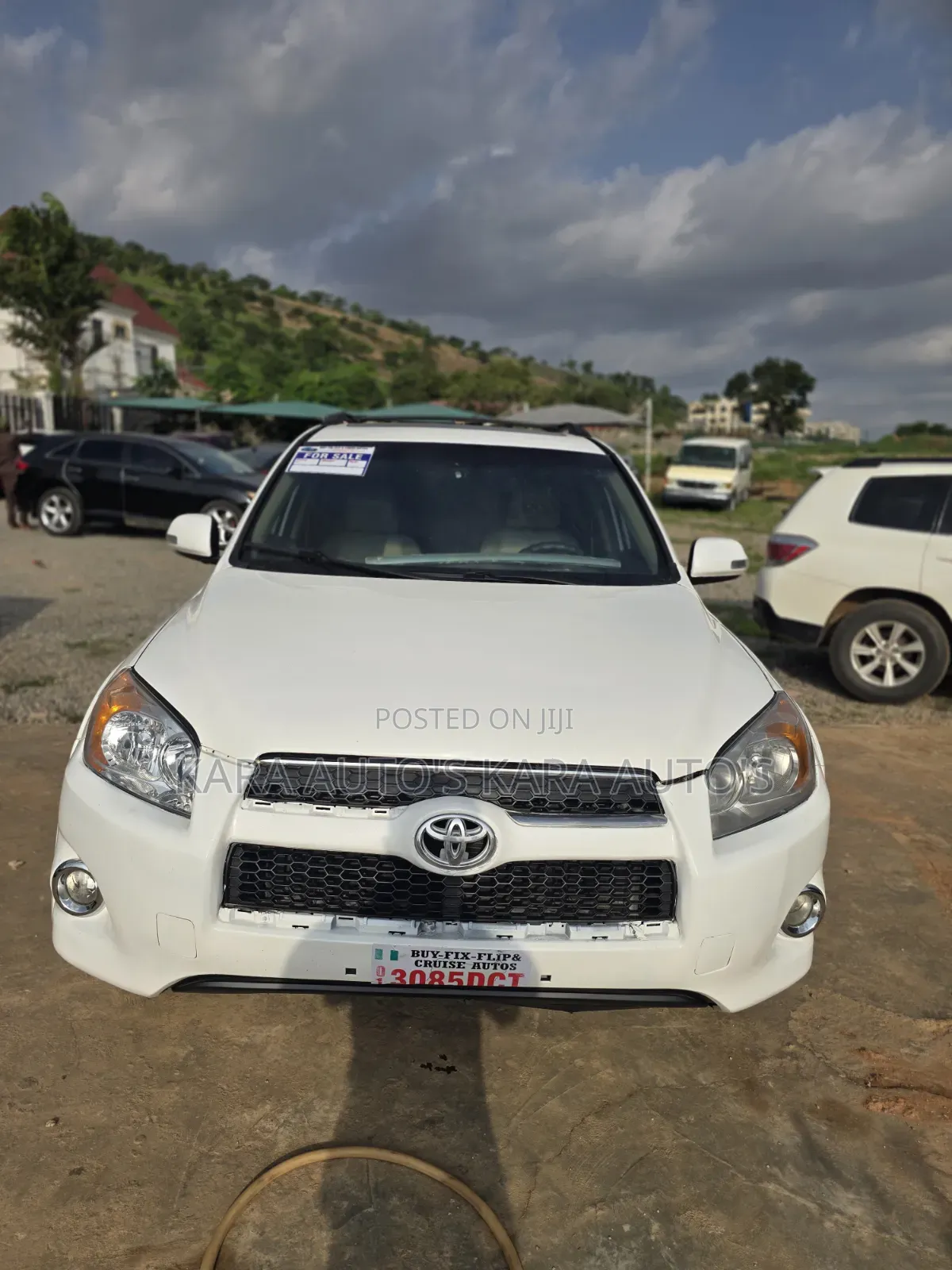 Toyota RAV4 2010 White