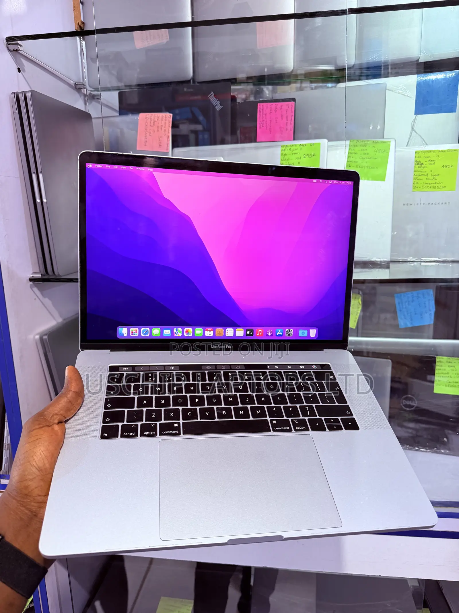 Laptop Apple MacBook Pro 2019 16GB Intel Core i7 SSD 256GB