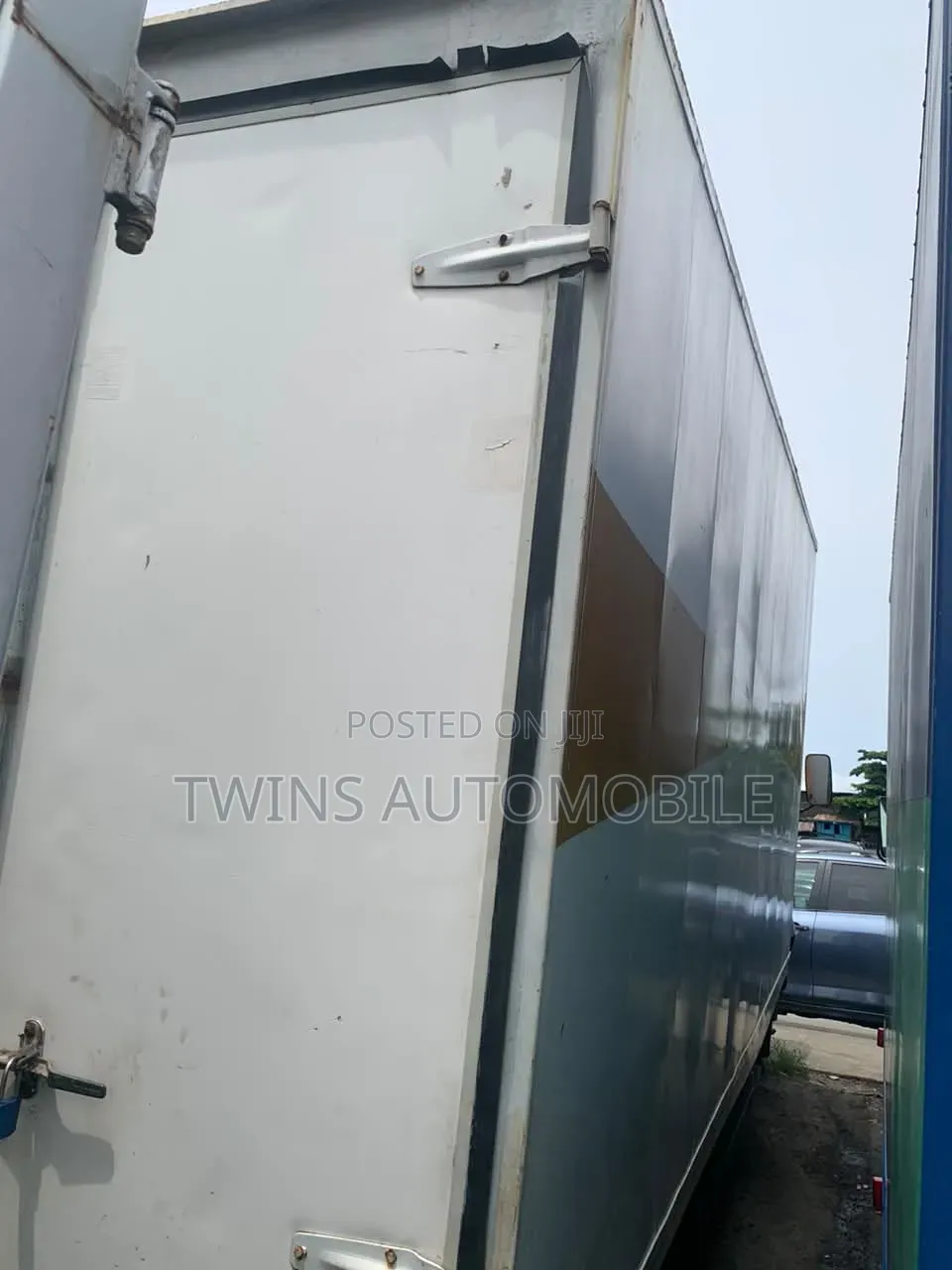 Foreign Used Mercedes Benz 814