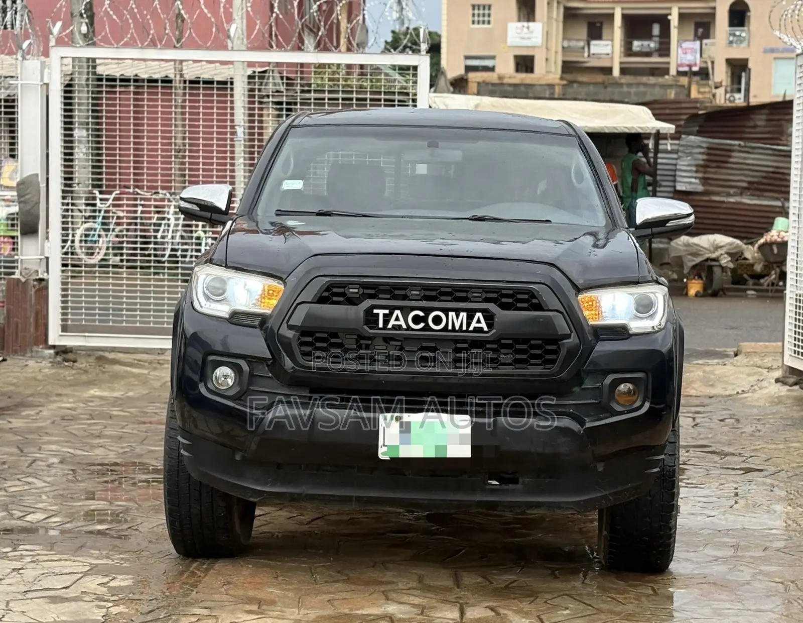 Toyota Tacoma 2018 Black