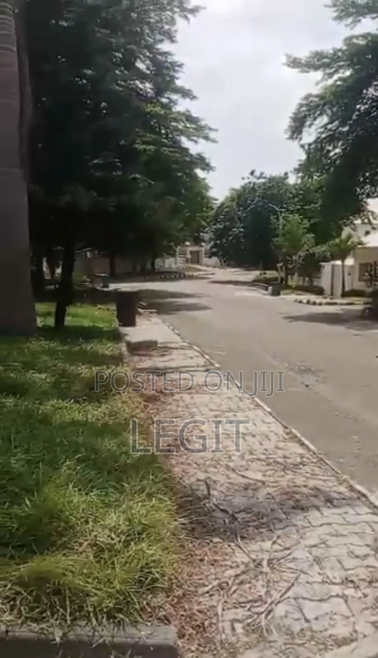 5bdrm Duplex in Galadimawa for sale