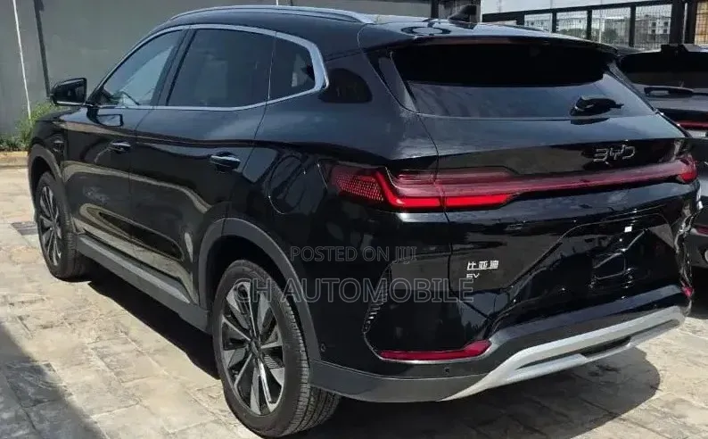 New BYD Song Plus 2025 Black