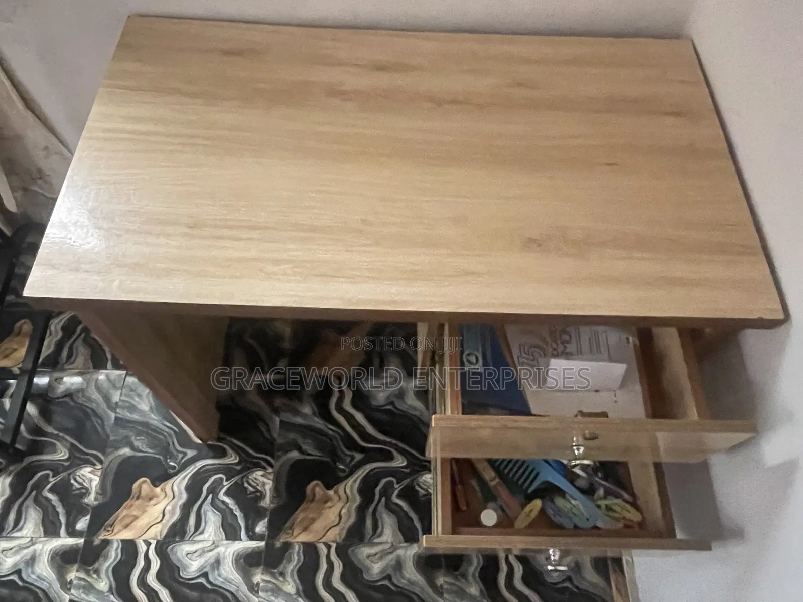 Office Table 4ft for Home and Office Use Available for Sale Urgently