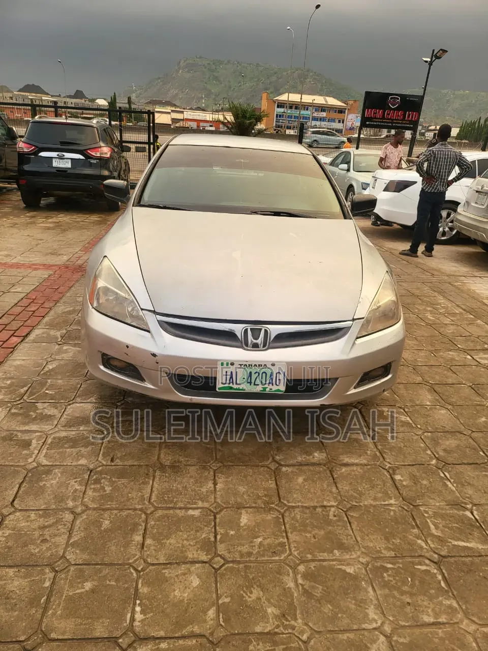 Honda Accord 2005 Gold
