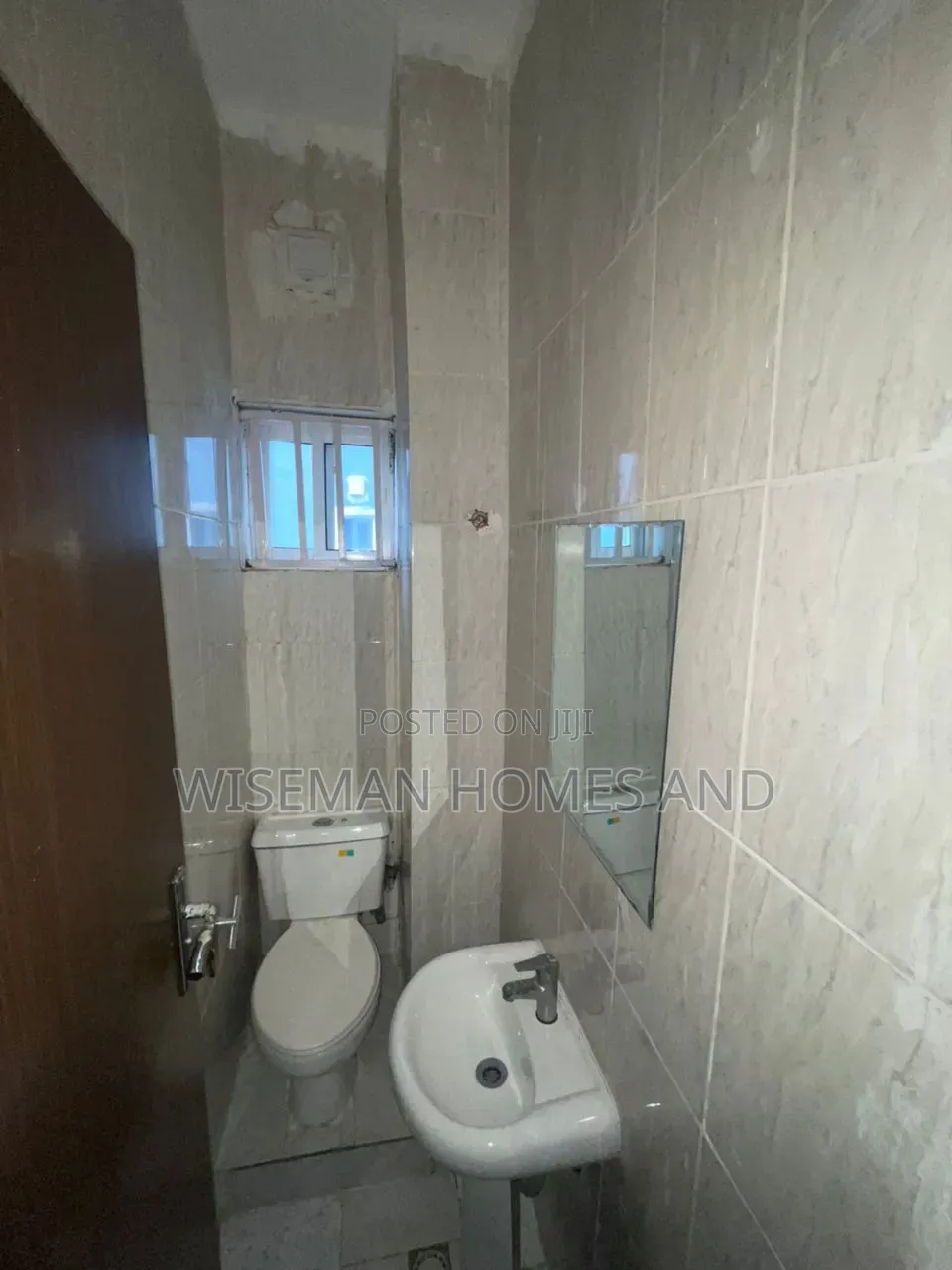 3bdrm Apartment in Monastery Road Shop for rent