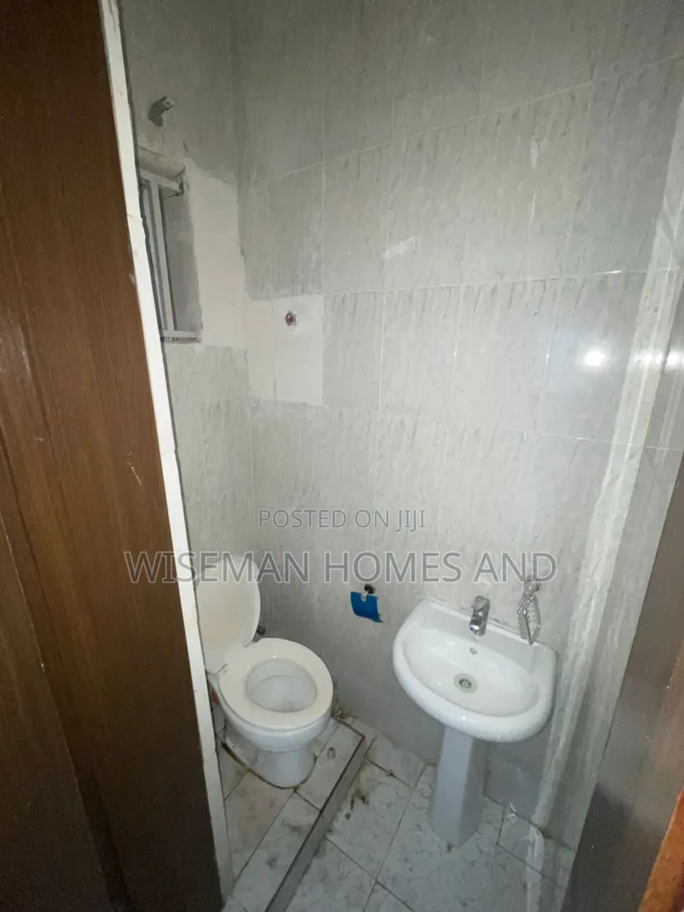 3bdrm Apartment in Monastery Road Shop for rent