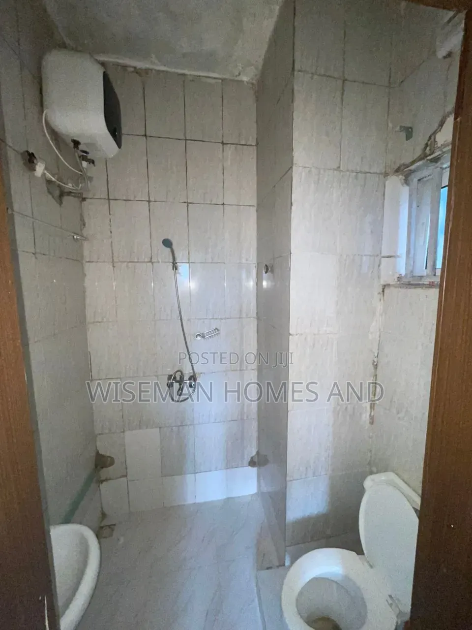 3bdrm Apartment in Monastery Road Shop for rent