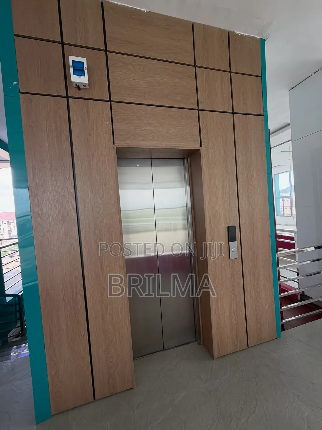 20 Sqm Of Commercial Business Space For Rent