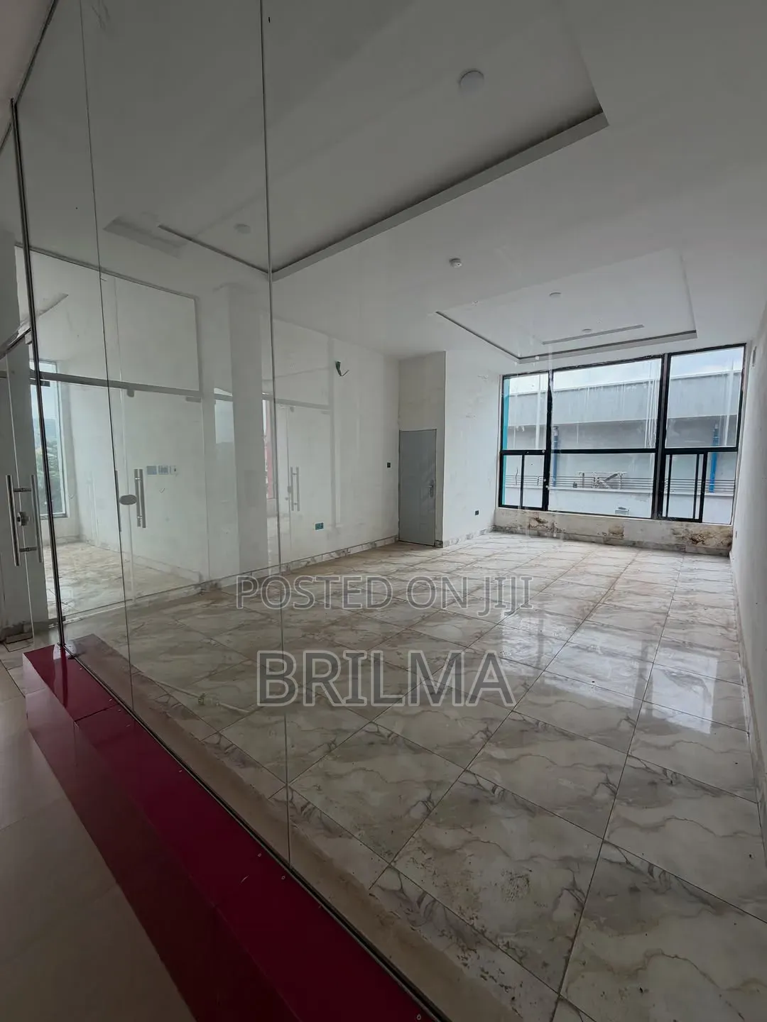 20 Sqm Of Commercial Business Space For Rent