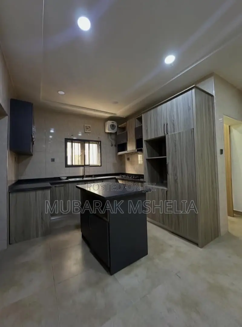 3bdrm Apartment in Jahi for sale