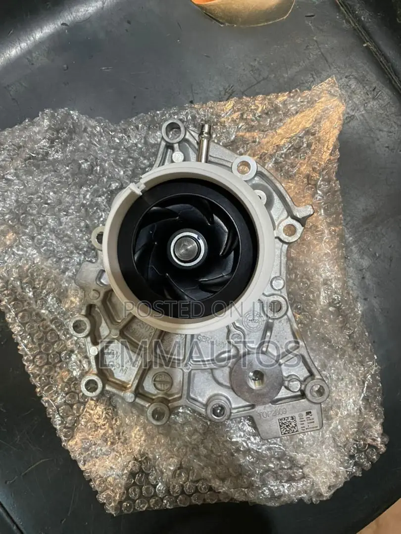 Water Pump Lamborghini Urus