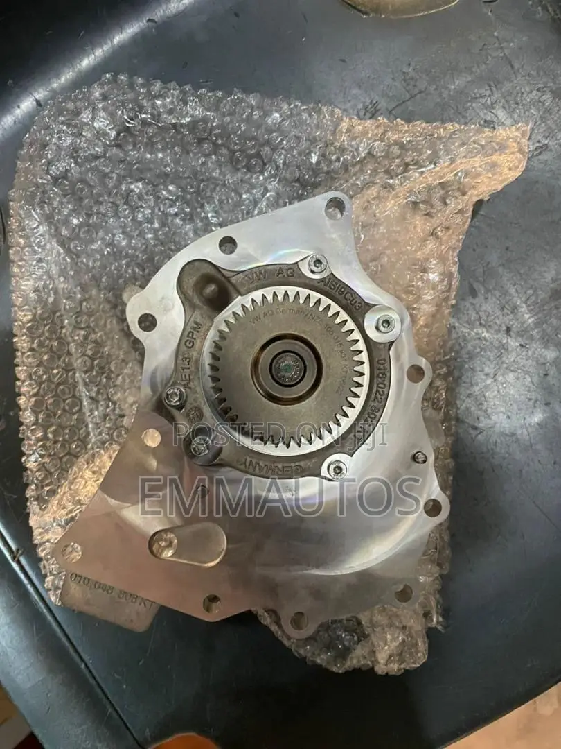 Water Pump Lamborghini Urus