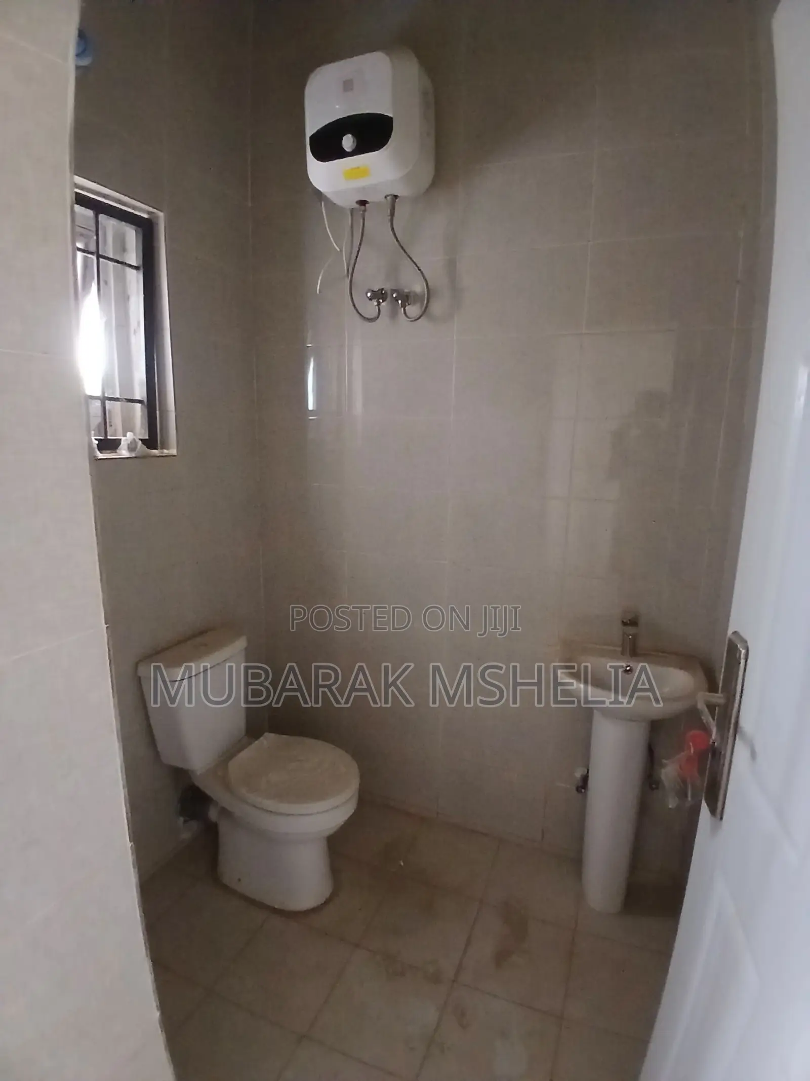 3bdrm Block of Flats in Kaura for sale