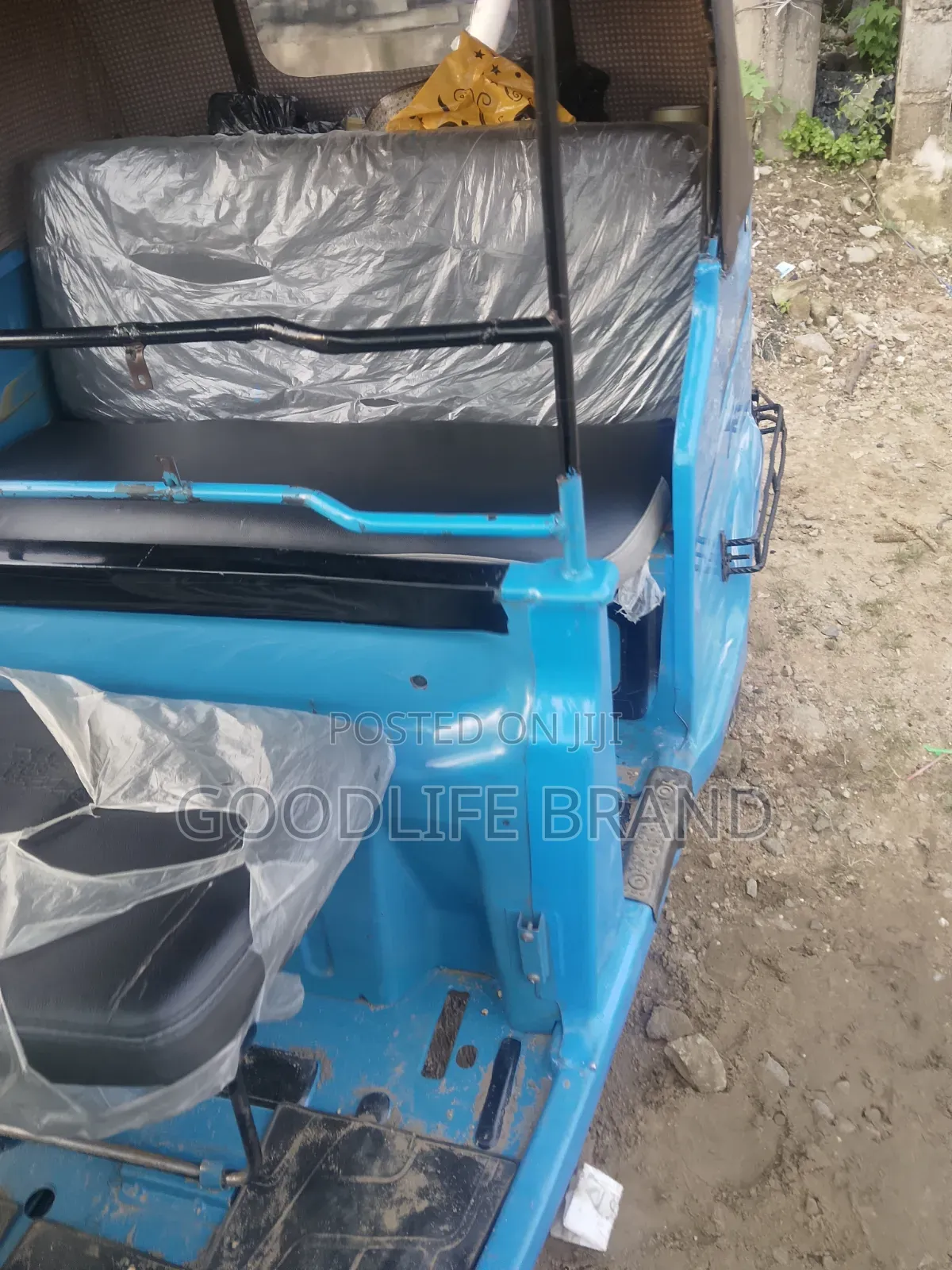 Bajaj Avenger 220 Street 2000 Blue
