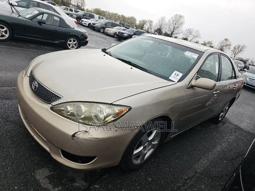 Toyota Camry SE 4dr Sedan (2.4L 4cyl 5A) 2006 Gold