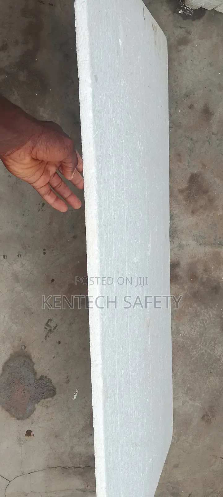 20mm Polystyrene 2feetb4ft 20pcs Available