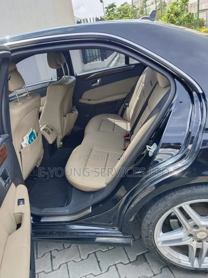 Mercedes-Benz E350 2012 Black
