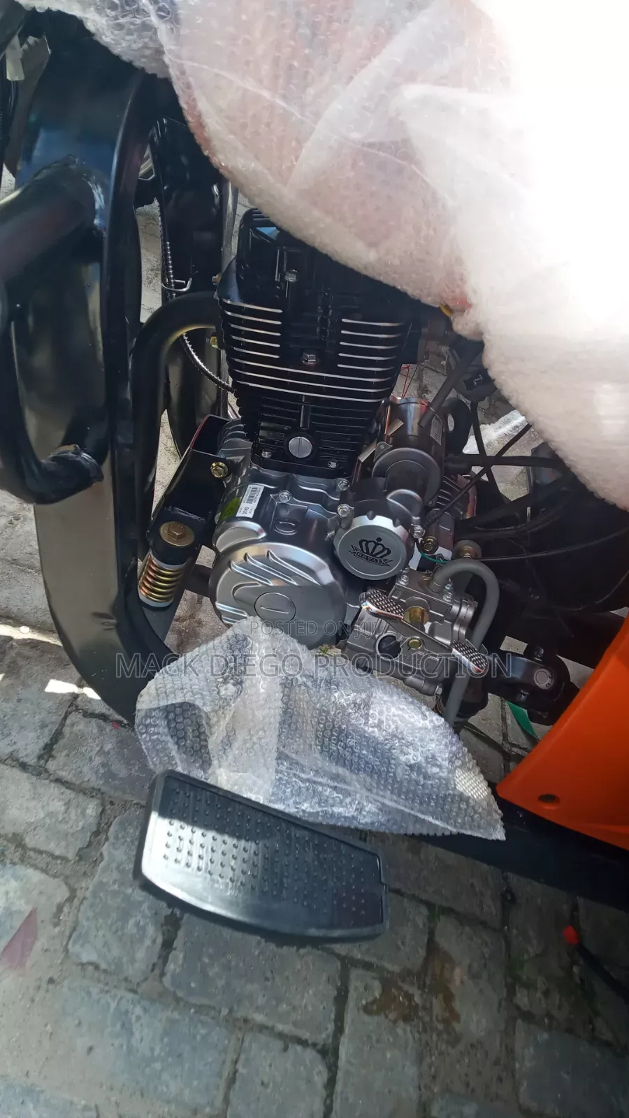 New Royal Motorcycle 2026 Orange