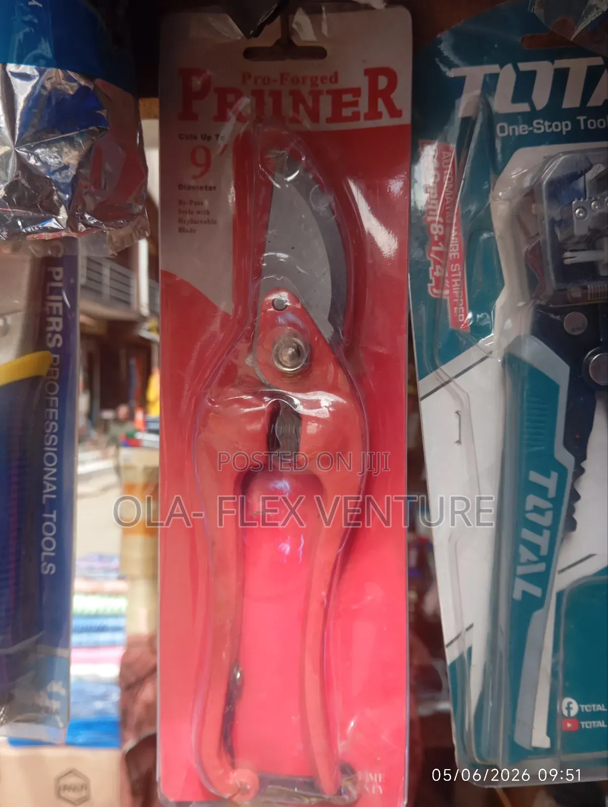 Garden Pruner Cut 9 Inch