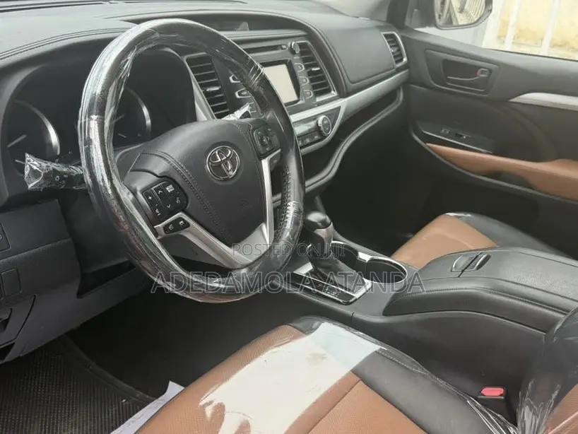 Toyota Highlander 2015 Burgundy