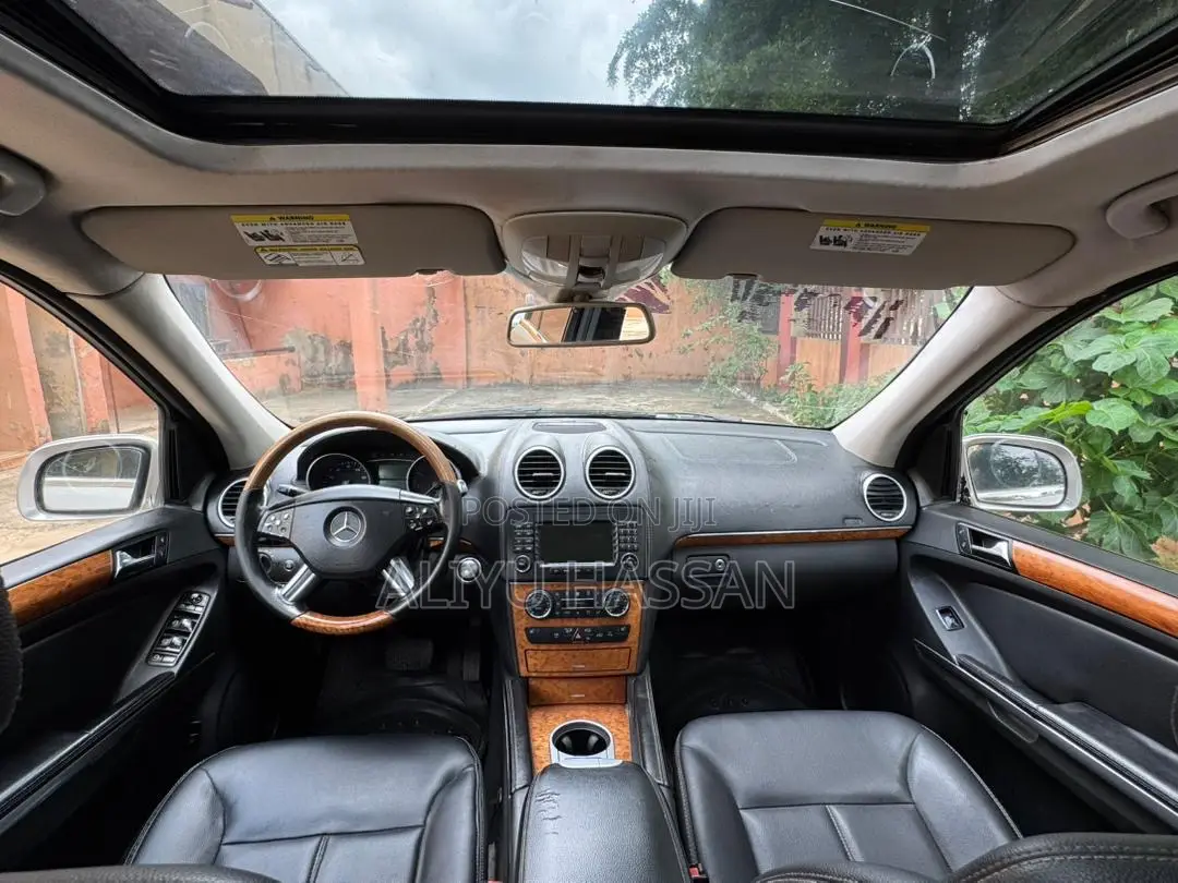 Mercedes-Benz GL-Class 2007 Gold