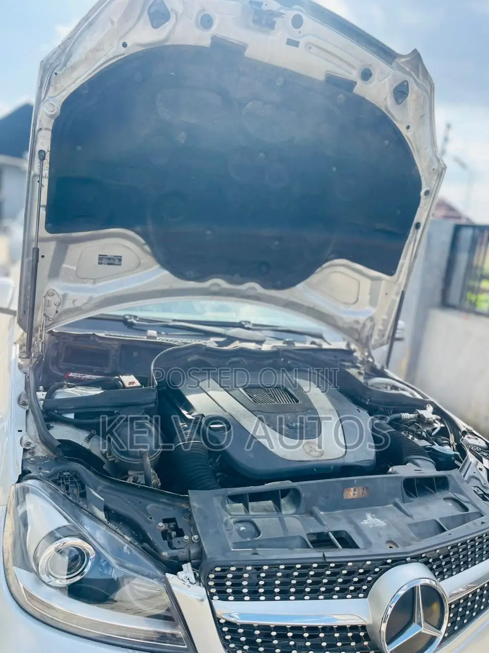 Mercedes-Benz C300 2012 Silver