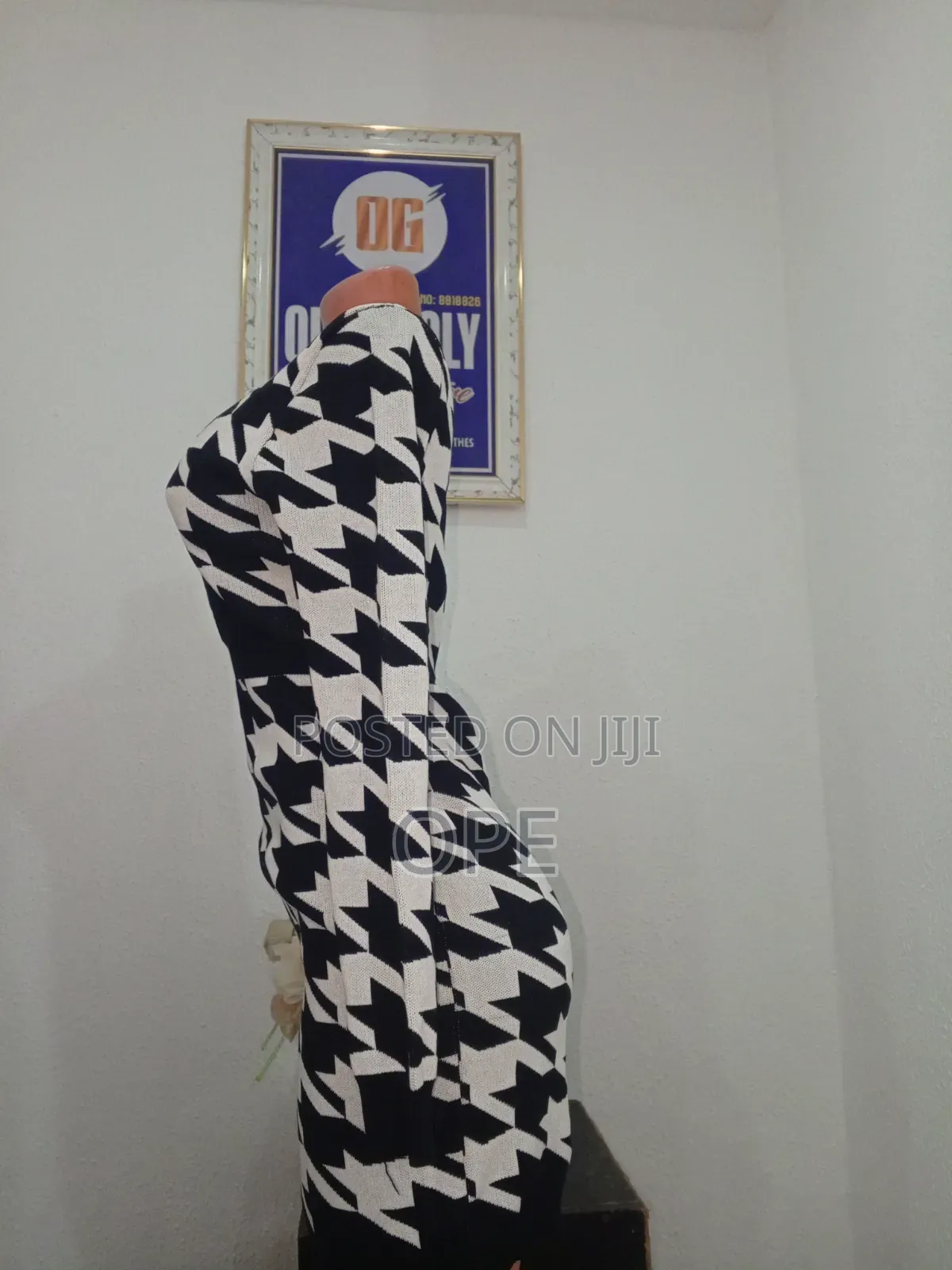 Gown Black and White Colour,V Neck for Ladies, Nigerian Made