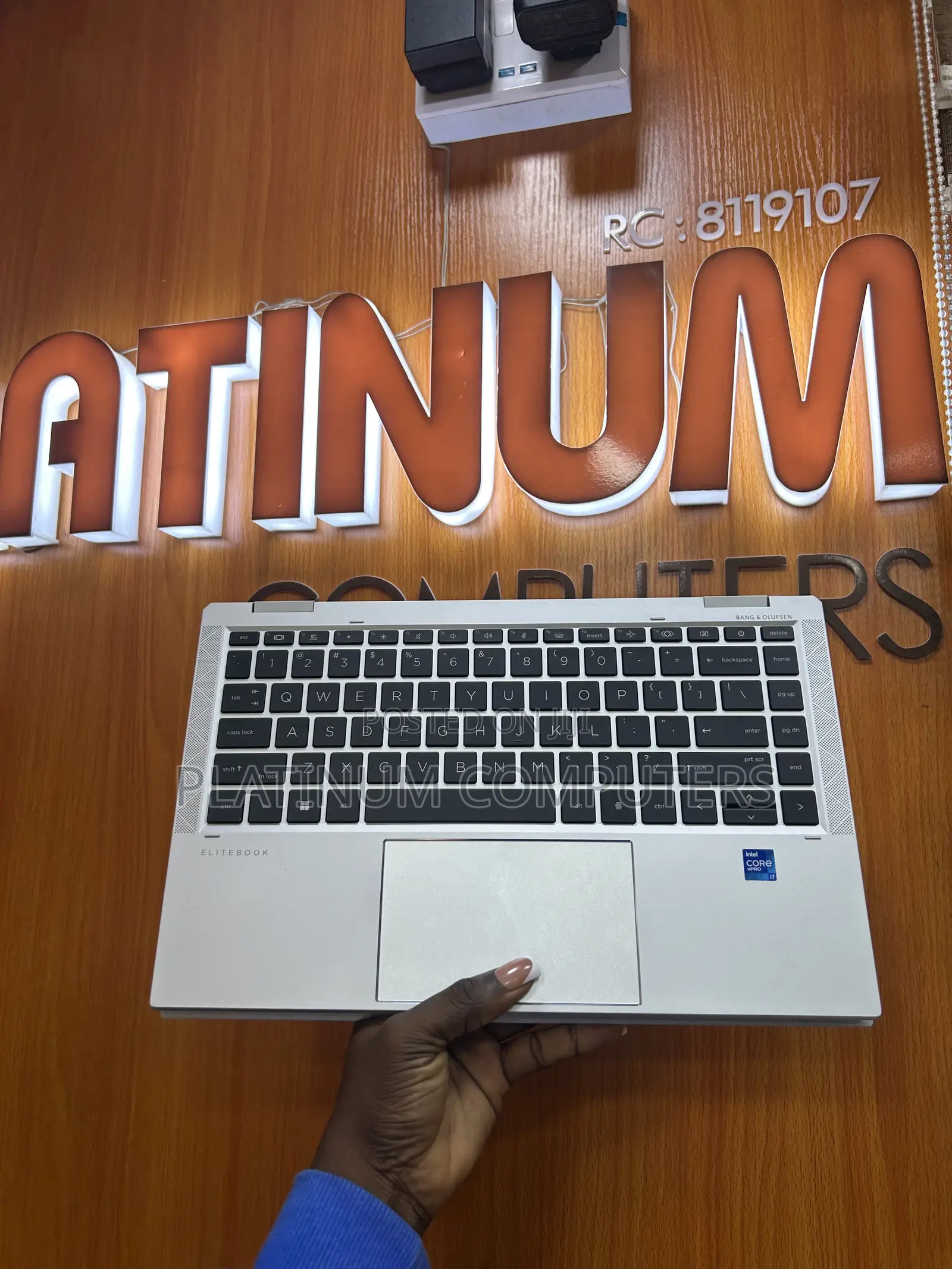 Laptop HP EliteBook 1040 G8 32GB Intel Core i7 SSD 512GB