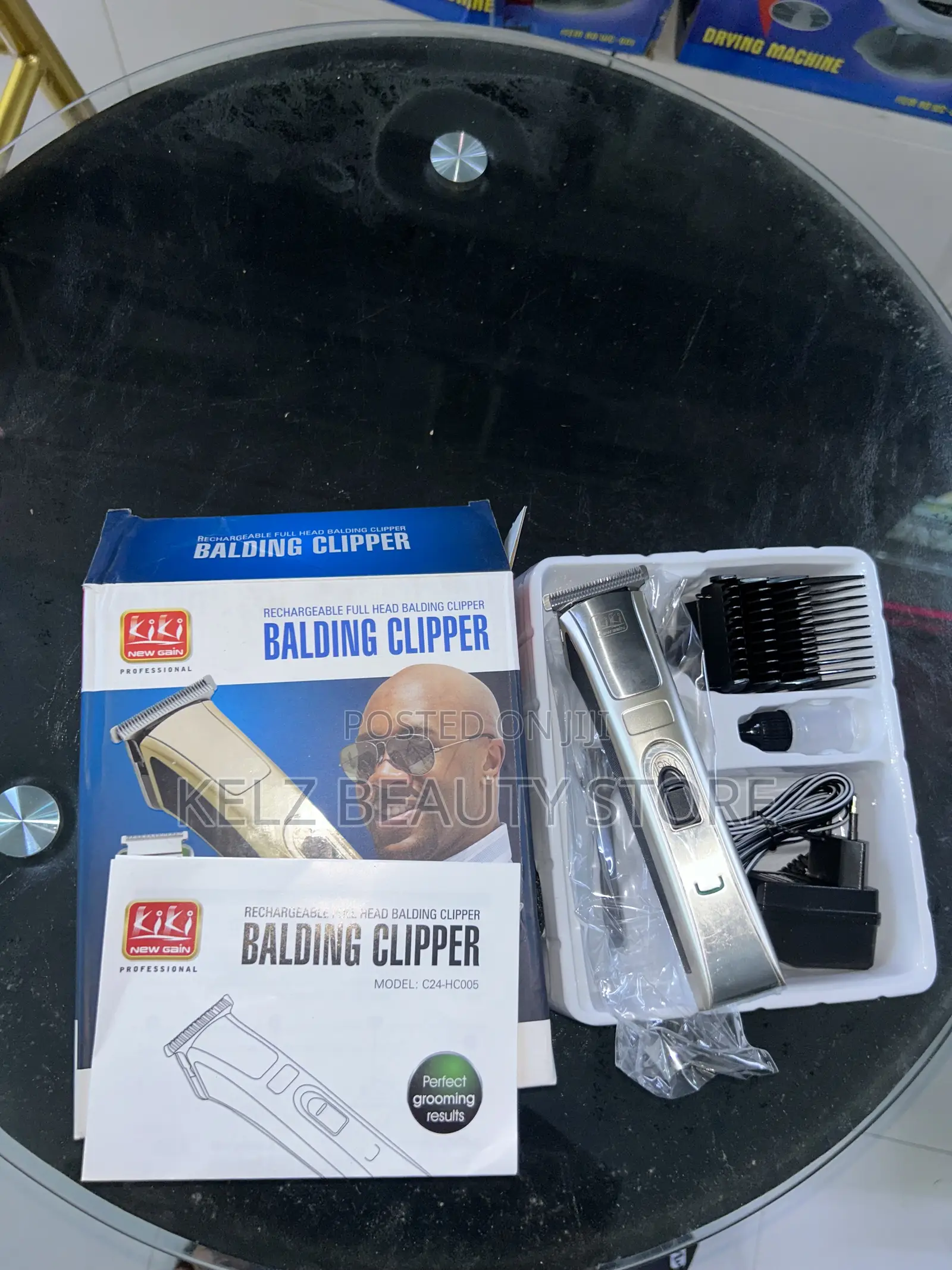 Kiki Balding Clipper