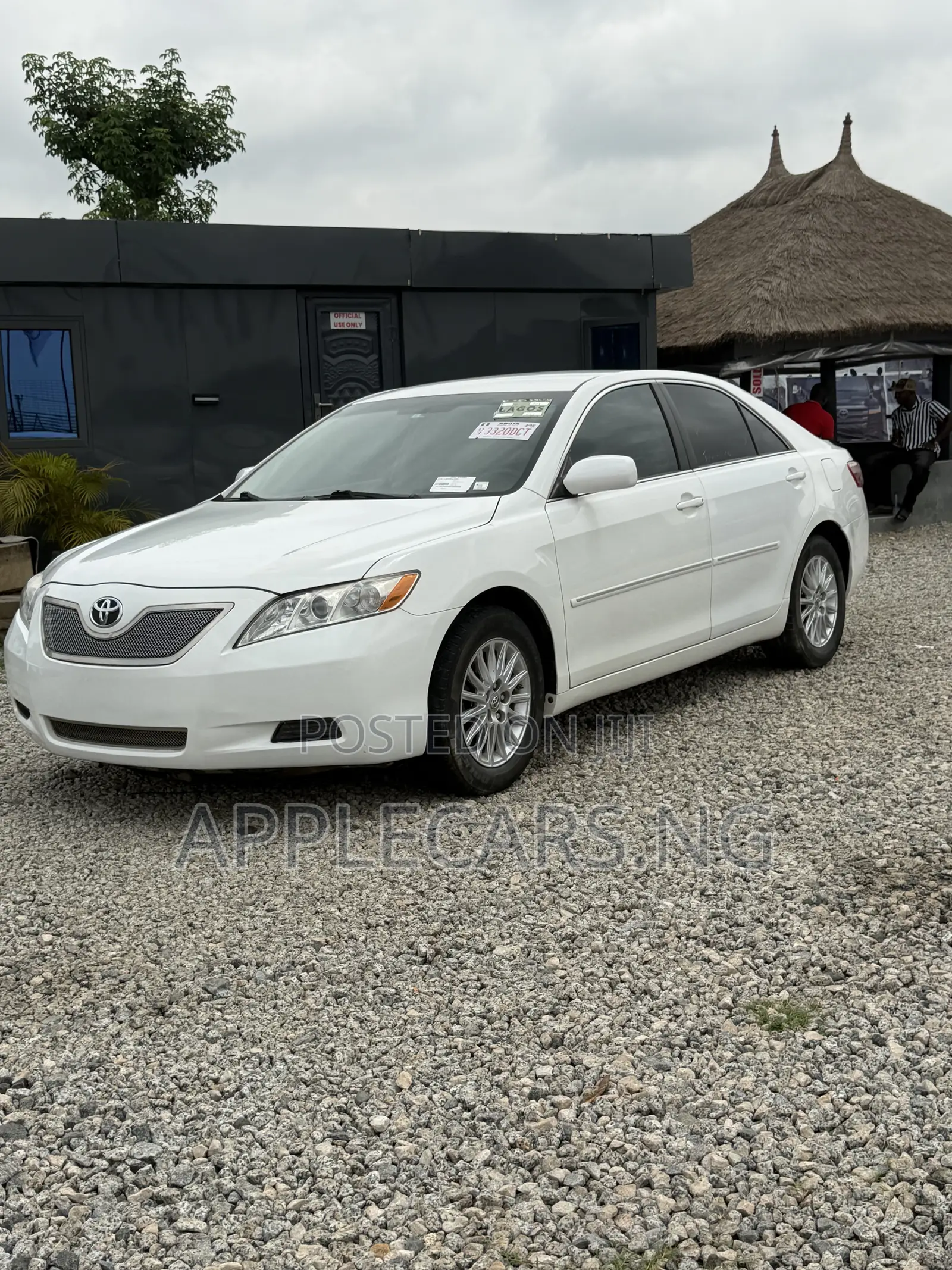 Toyota Camry LE 4dr Sedan (2.4L 4cyl 5A) 2009 White