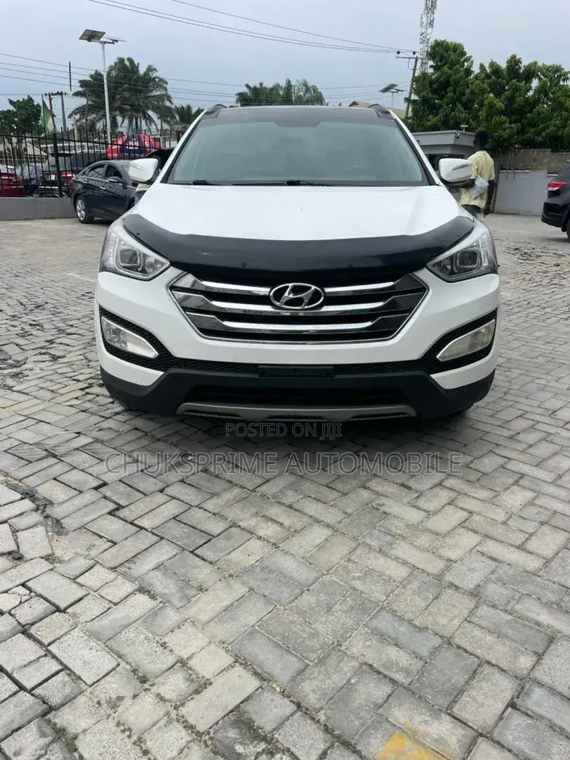Hyundai Santa Fe 2014 White