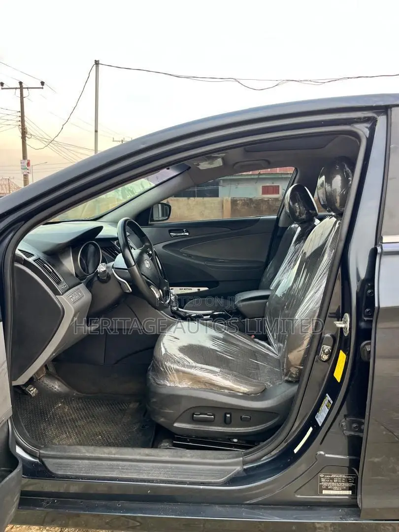 Hyundai Sonata 2012 Black