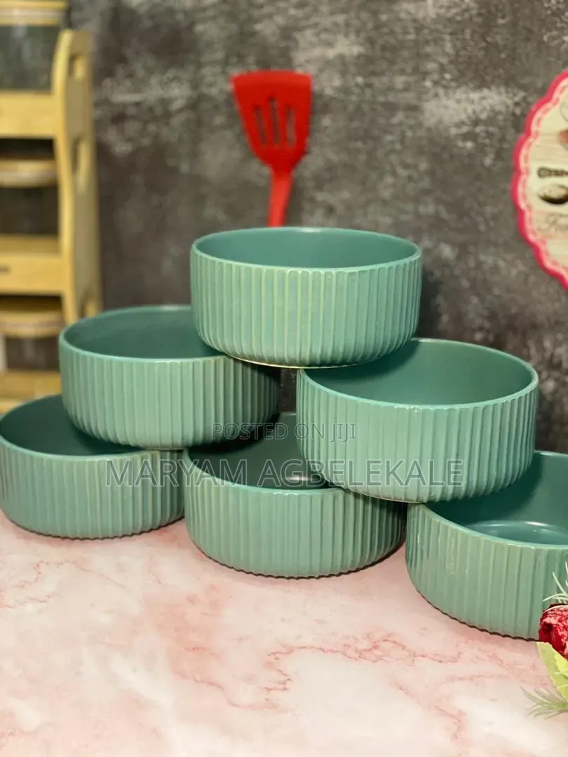 Ribbed Bowl