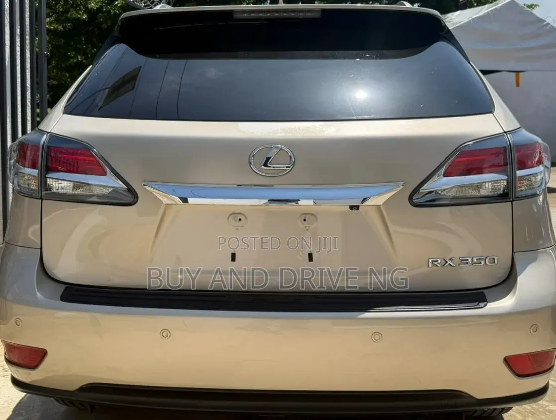 Lexus RX 350 FWD 2013 Gold