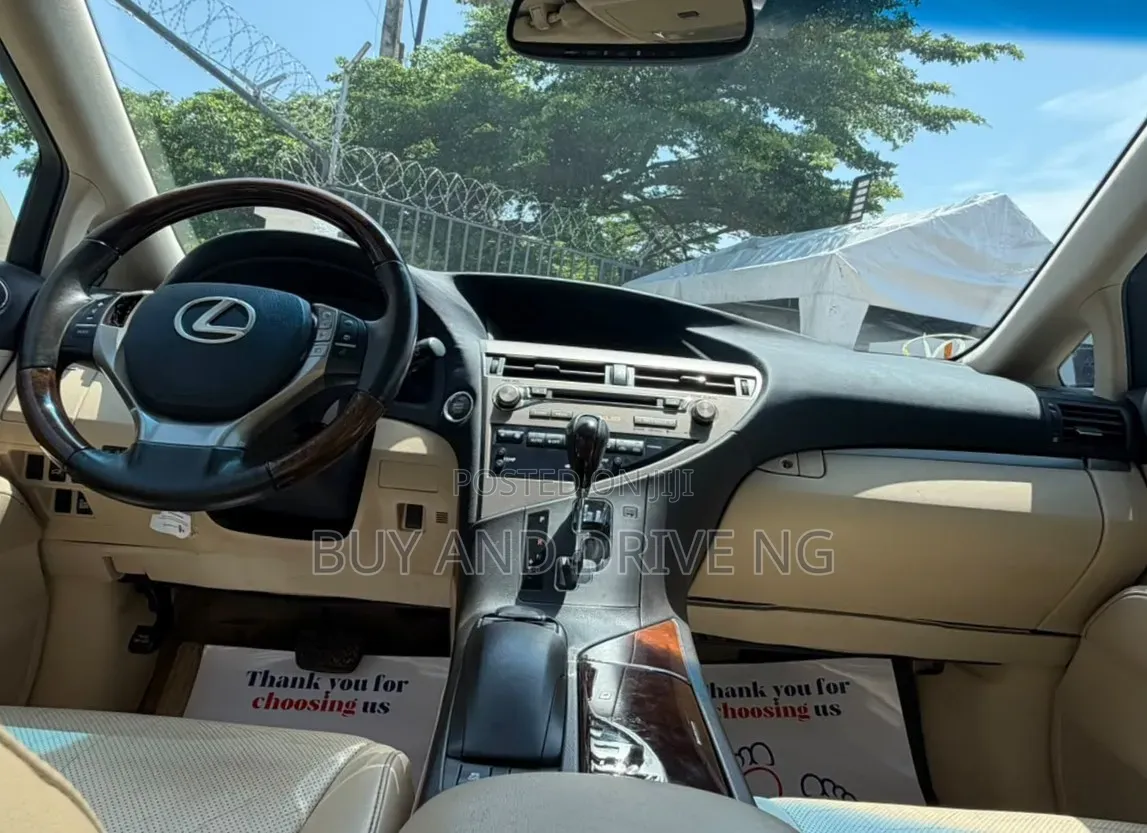 Lexus RX 350 FWD 2013 Gold