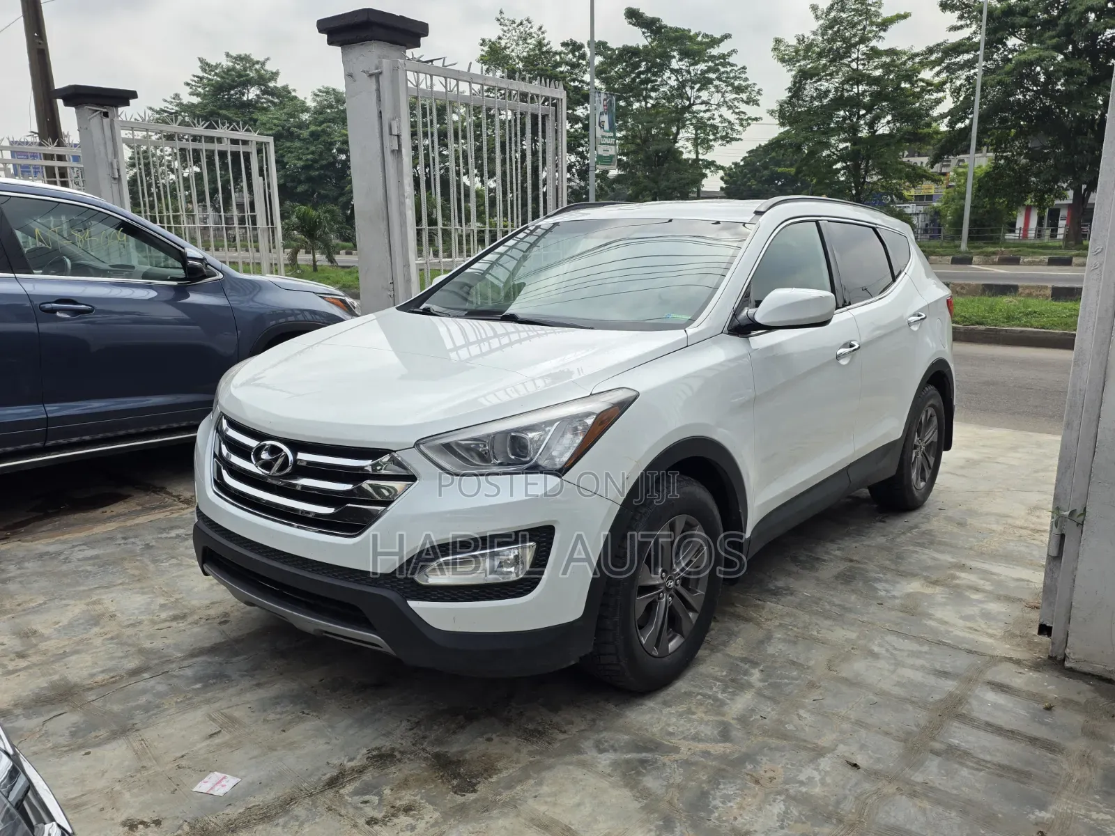 Hyundai Santa Fe Limited 4dr SUV AWD (3.3L 6cyl 6A) 2014 White