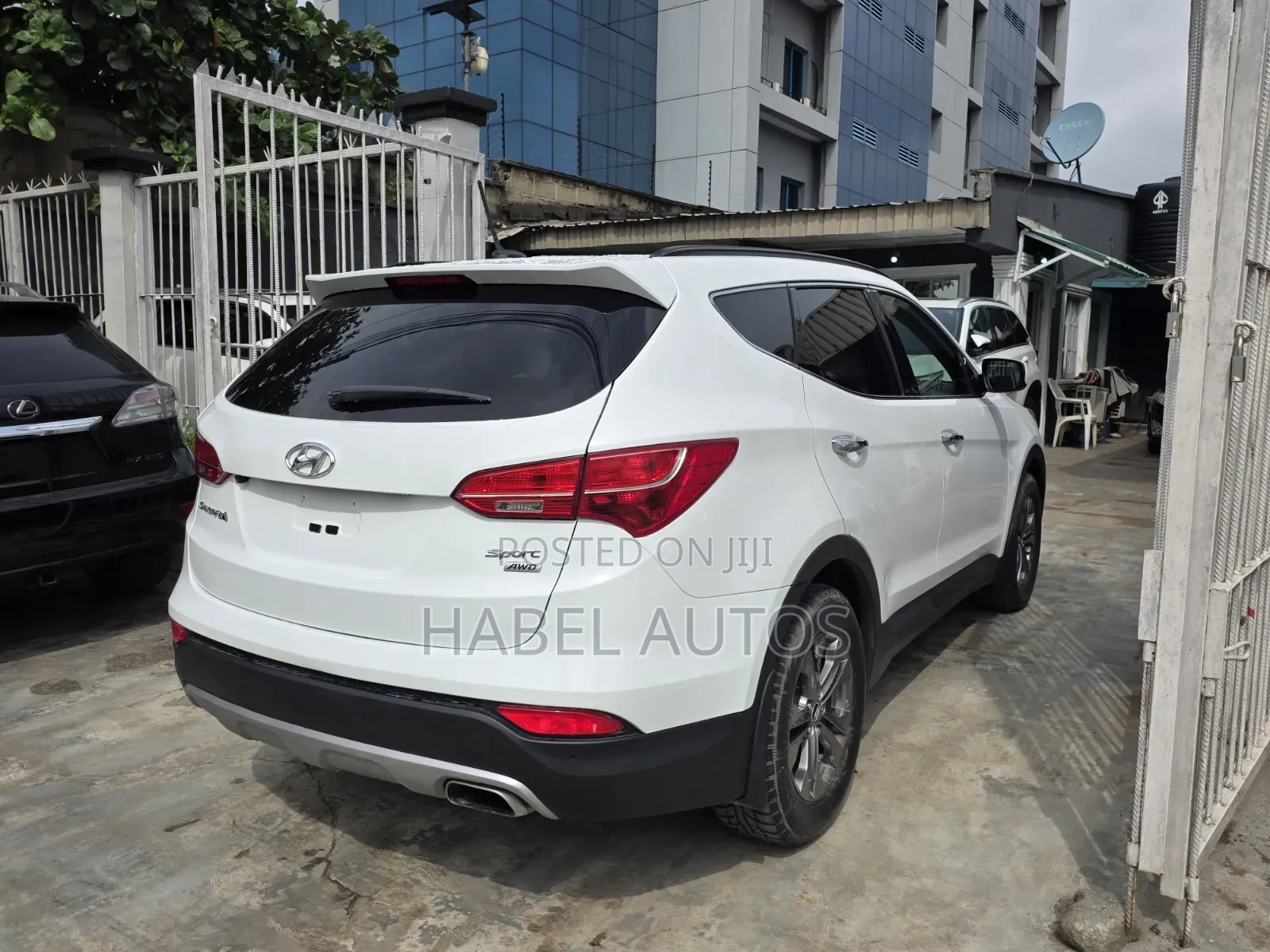 Hyundai Santa Fe Limited 4dr SUV AWD (3.3L 6cyl 6A) 2014 White