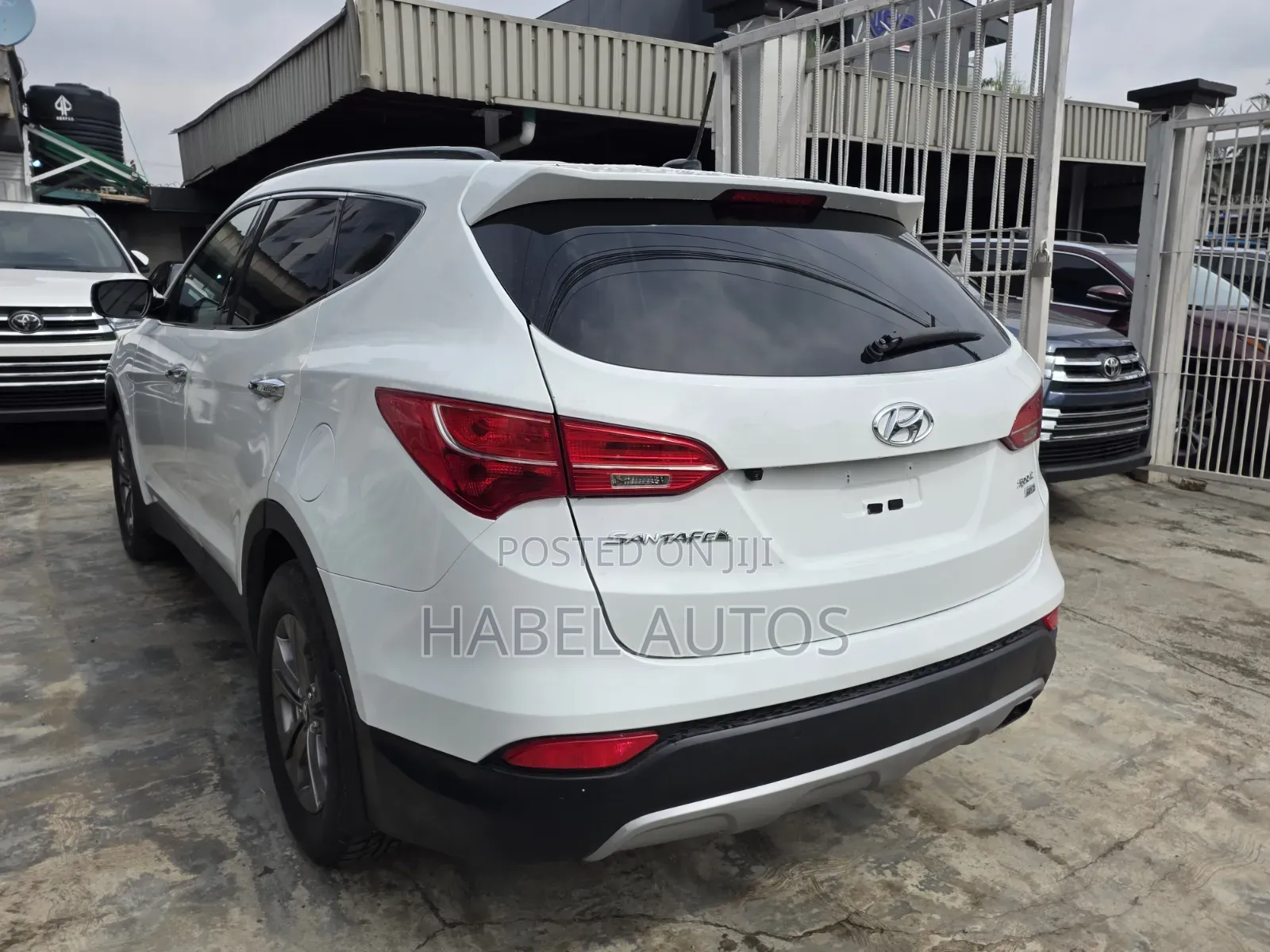 Hyundai Santa Fe Limited 4dr SUV AWD (3.3L 6cyl 6A) 2014 White
