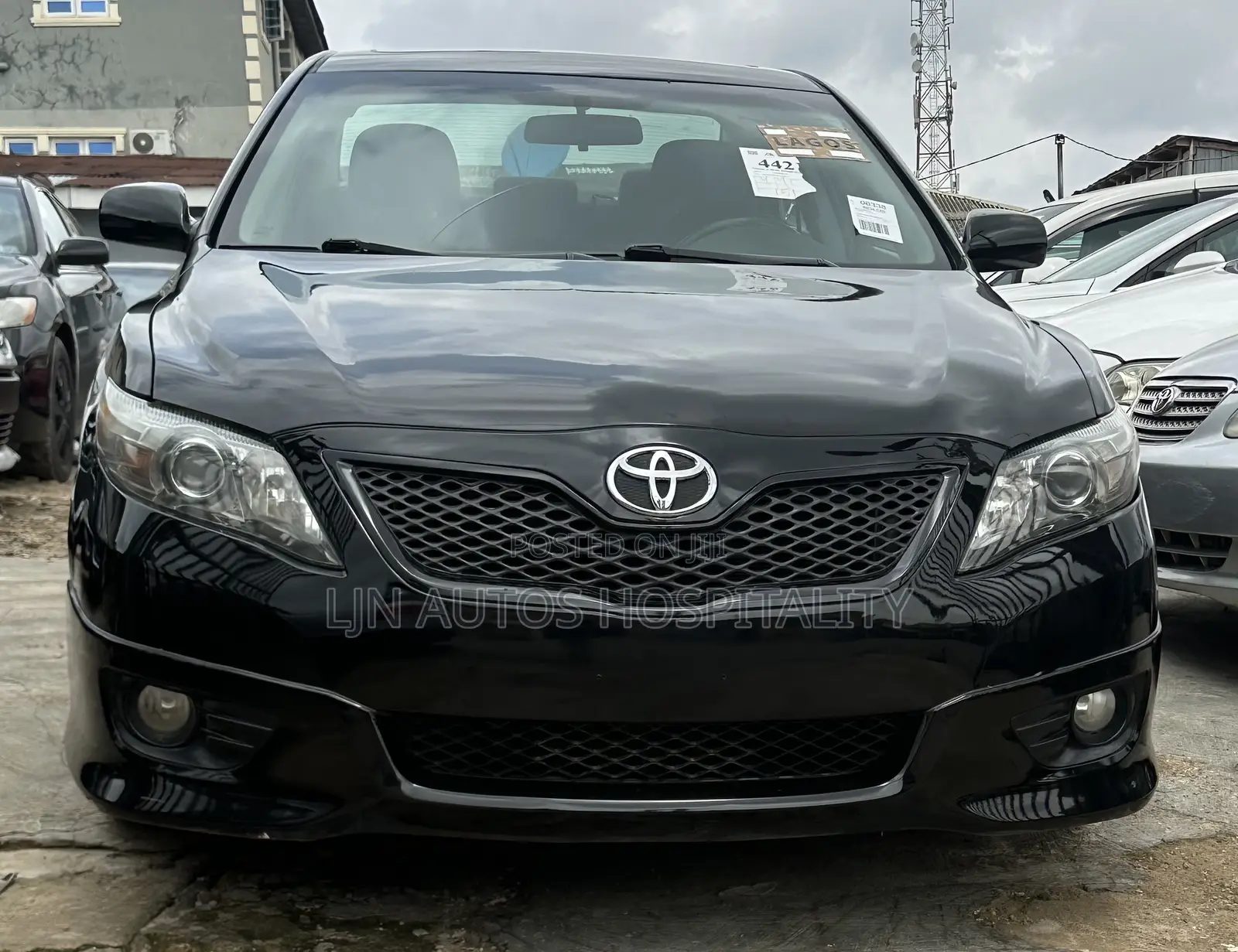 Toyota Camry SE 4dr Sedan (2.5L 4cyl 6A) 2011 Black