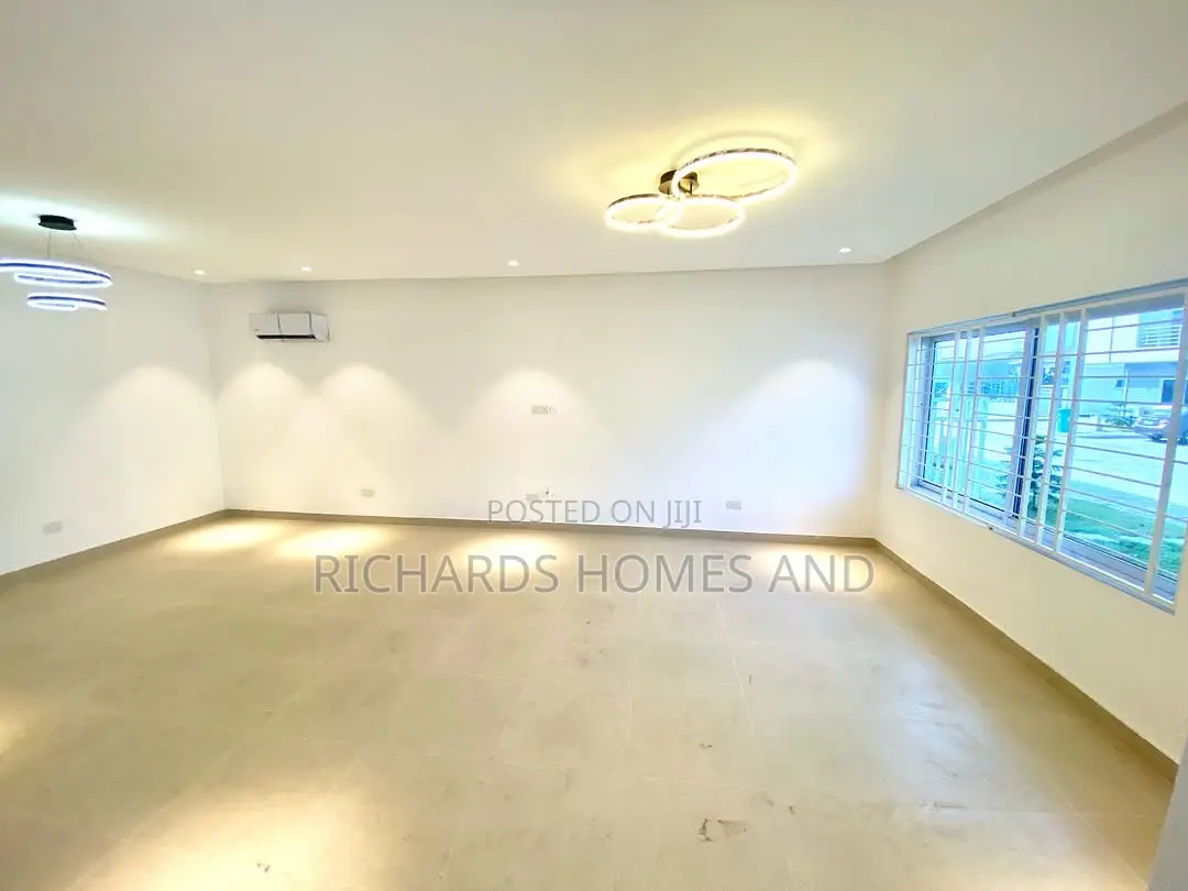 3bdrm Duplex in Ikate for rent