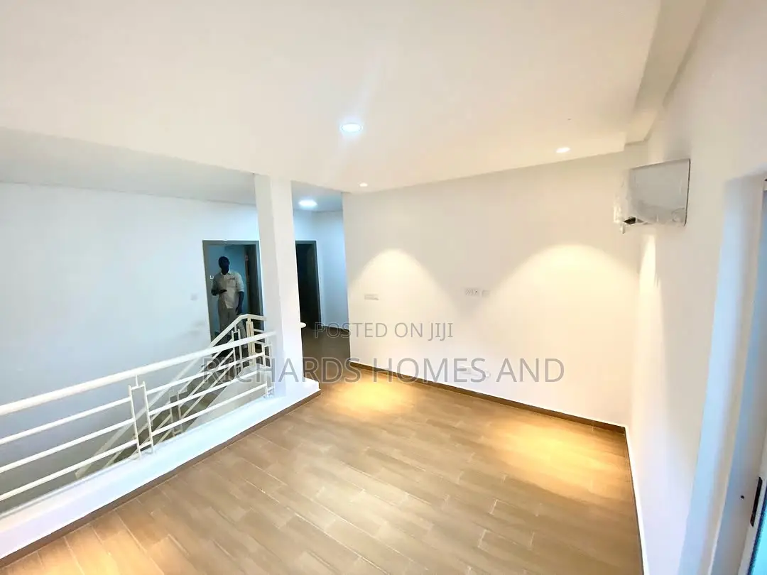 3bdrm Duplex in Ikate for rent